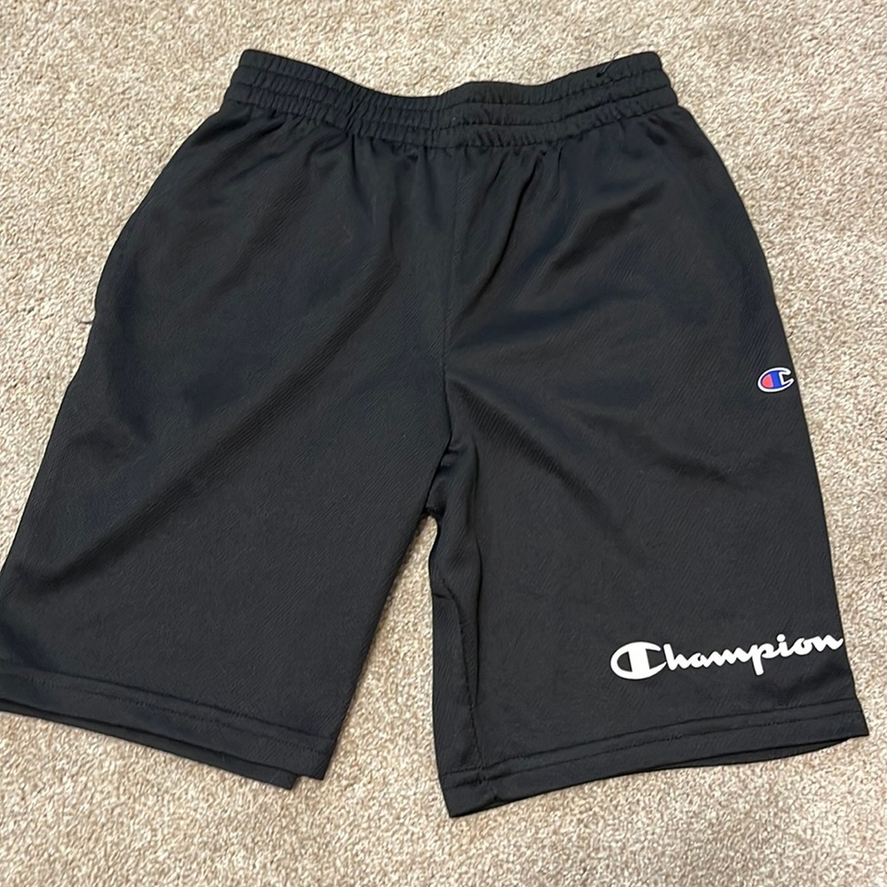 size: L (10-12) youth